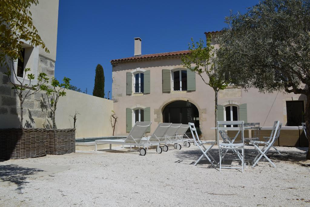 Mas À l'Improviste Maillane Exterior foto